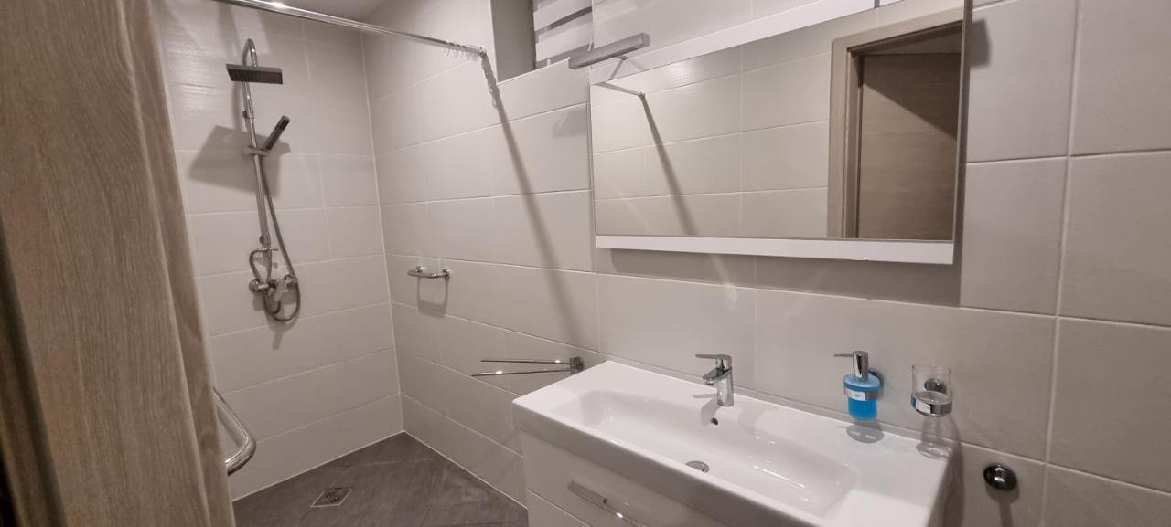 Hos-Cegledi Vendeghaz Miskolc -Oenallo Otthon, Mely Csak Az Oenoeke 외부 사진