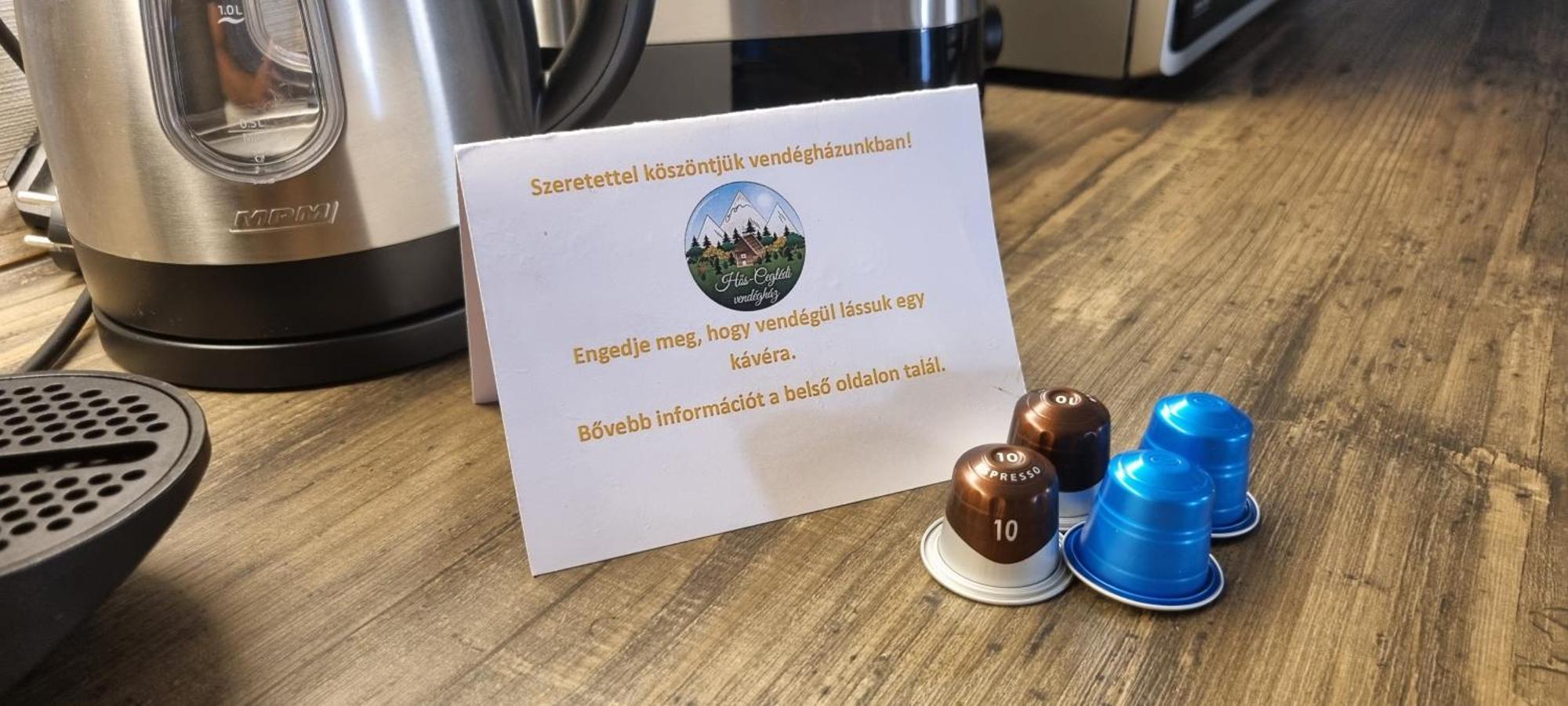 Hos-Cegledi Vendeghaz Miskolc -Oenallo Otthon, Mely Csak Az Oenoeke 외부 사진